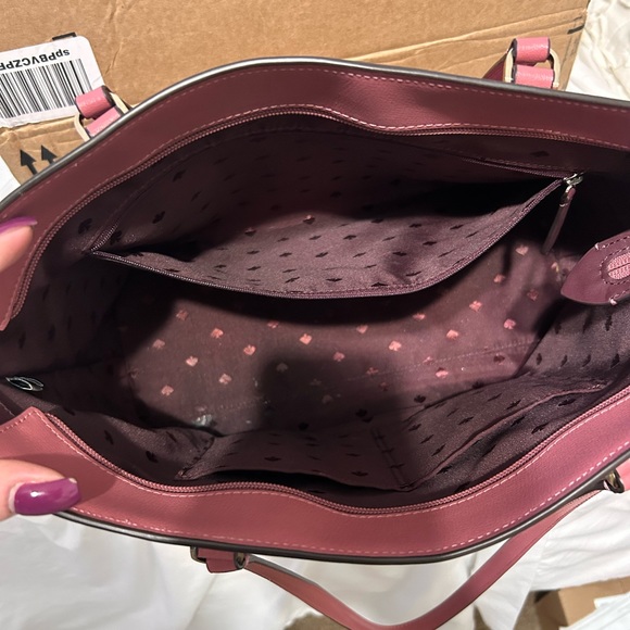 Kate Spade large tote - Picture 2 of 2